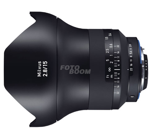 15mm f/2.8 Milvus Nikon + Zeiss UV 95mm