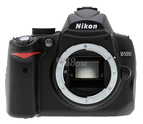 D5000 Cuerpo + Bolsa + 4Gb Nikon