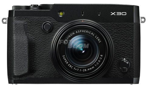 X30 Fujifilm Negra + SDHC 16Gb + Estuche