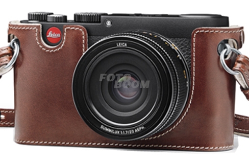 X Leica Typ113 Negra + SDHC-16Gb Clase10+ LCA18833