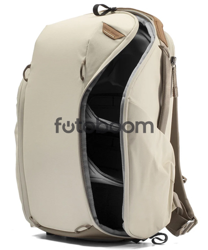 Everyday Backpack Zip 15L V2 (Blanco hueso) con Packable Tote Bonificacion PEAK DESIGN