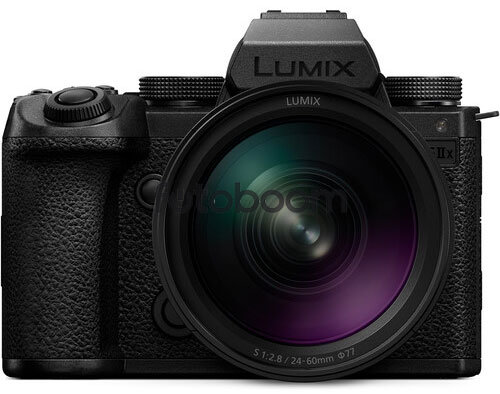 LUMIX S5M2X + 24-60mm f/2.8 S