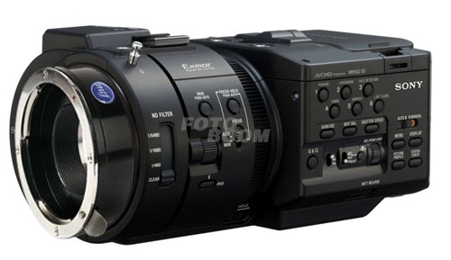 NEX-FS700R + Metabones Sony E-Mount -Canon EF-Speed Booster Ultra