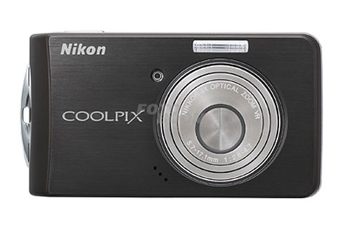 S-520 Coolpix negra + Travel Pack Nikon